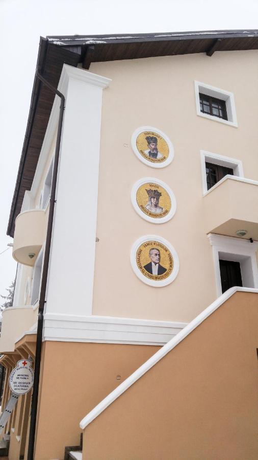 Villa Alice Suceava Luaran gambar