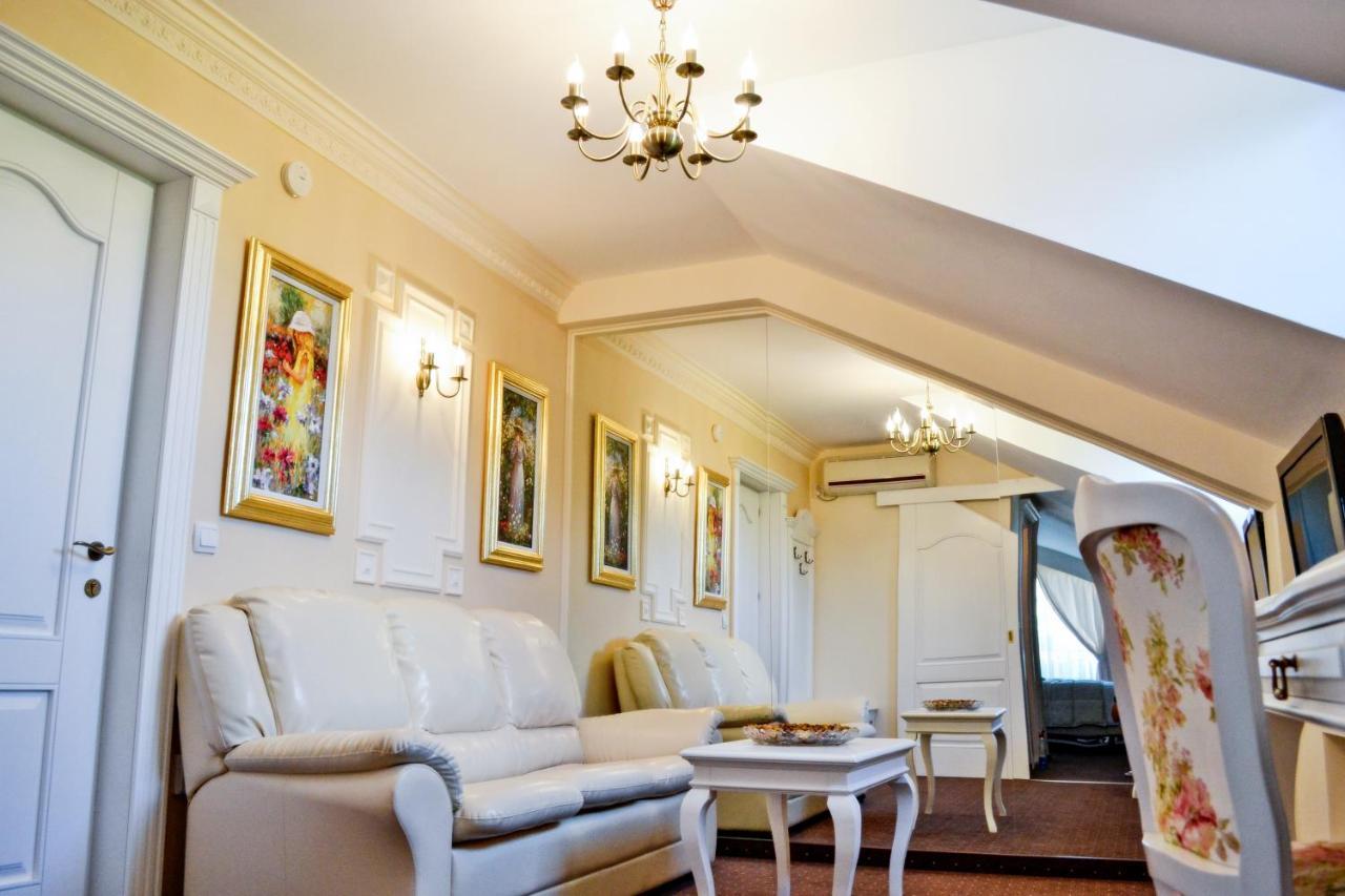 Villa Alice Suceava Luaran gambar